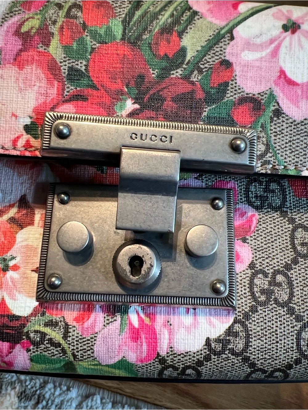 BEAUTIFUL BAG EXCELLENT CONDITION  GUCCI GG Blooms Padlock Small Shoulder Bag - Picture 11 of 12